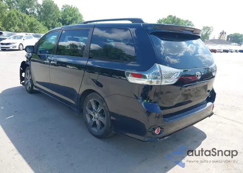 2015 Toyota Sienna Se 8 Passenger z USA, uszkodzony, nr VIN 5TDXK3DC1FS655935